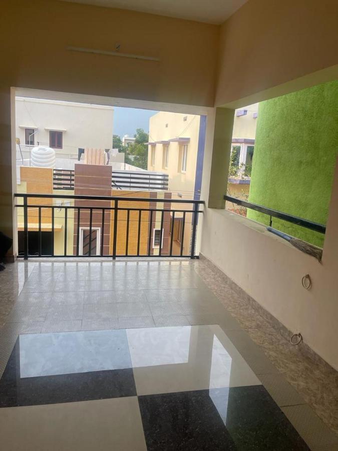 White Home Service Apartment 2Bhk Madurai Exterior photo